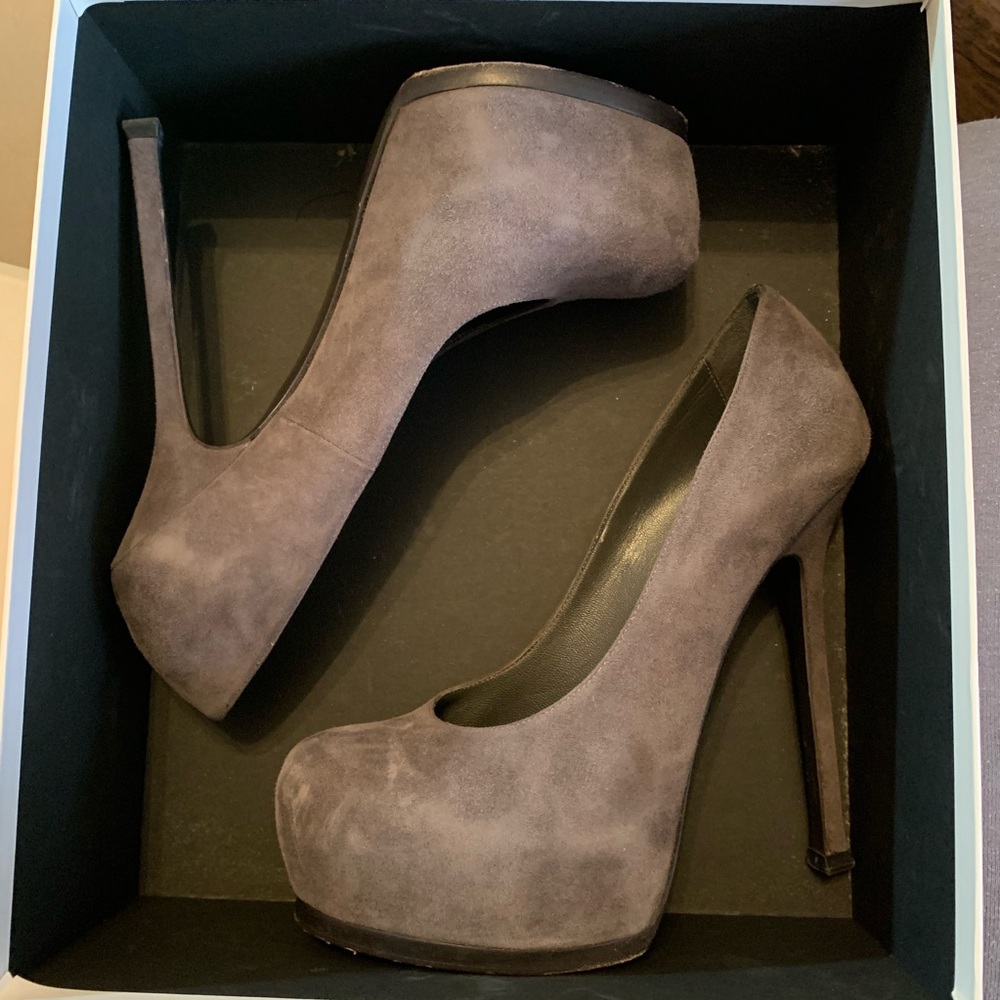 Grey YSL tribtoo pumps